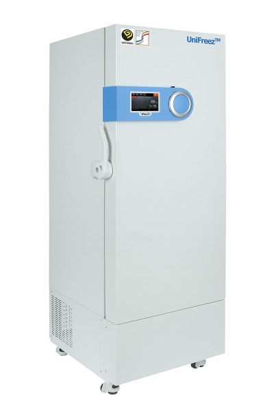 Ultracongelador de laboratorio para mantener las muestras seguras.